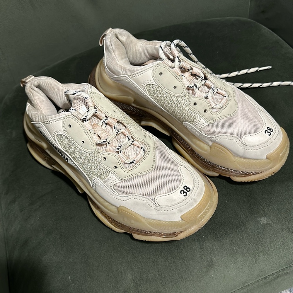 Balenciaga chunckie sneakers